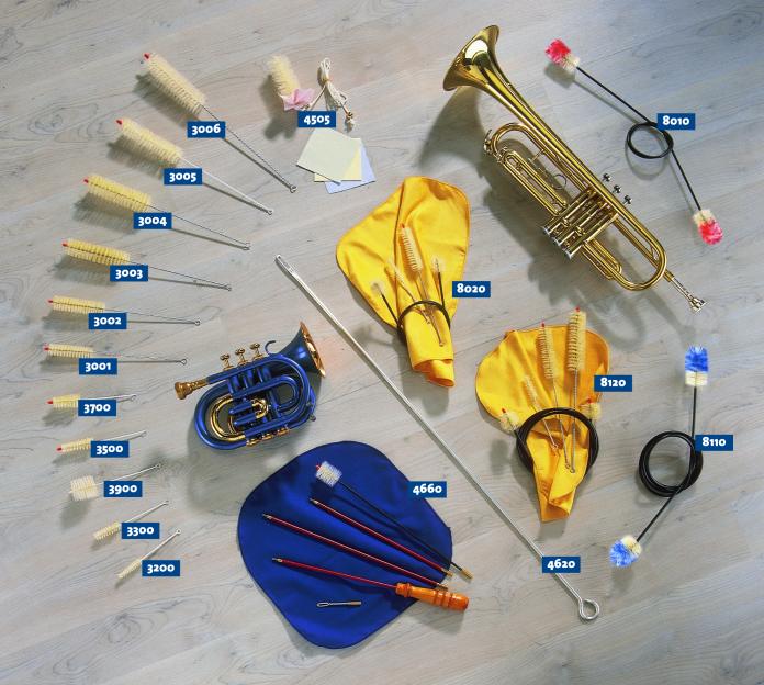 Čistící prostředek pro dechové nástroje Helin  HE3700 Čistící kartáček pro hubičky