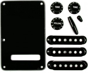 Sada pro Stratocaster Fender  Strat Accessory Kit, Black